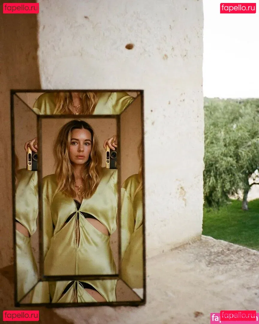 Keeley Hazel Onlyfans Photo Gallery 