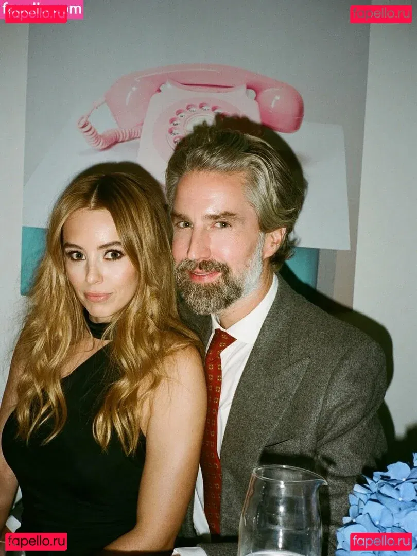 Keeley Hazel Onlyfans Photo Gallery 