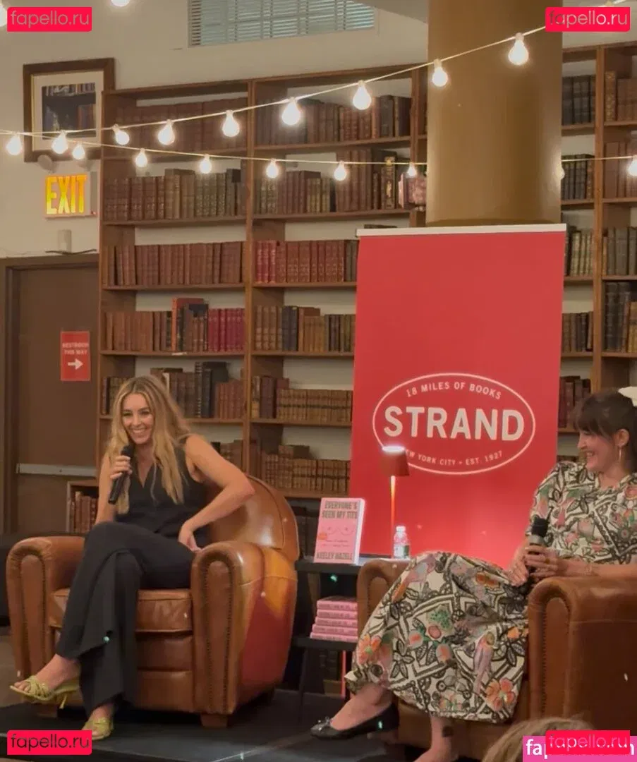 Keeley Hazel Onlyfans Photo Gallery 