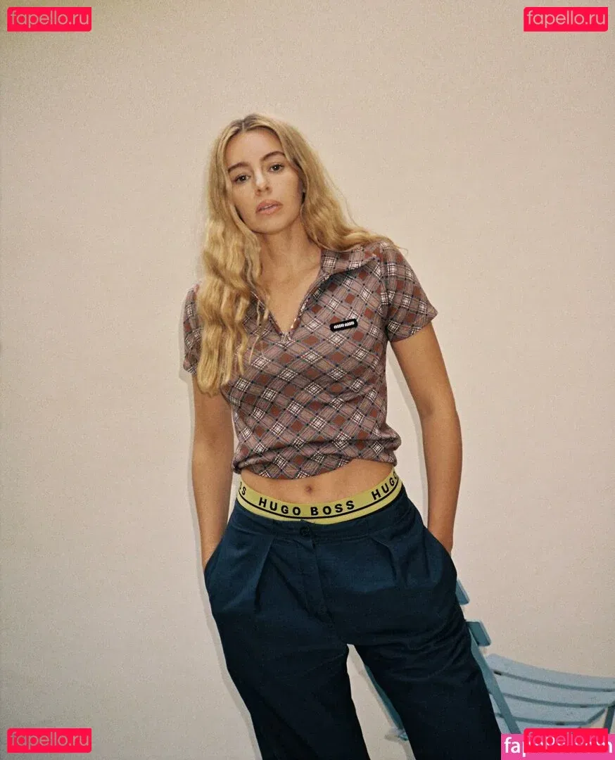 Keeley Hazel Onlyfans Photo Gallery 