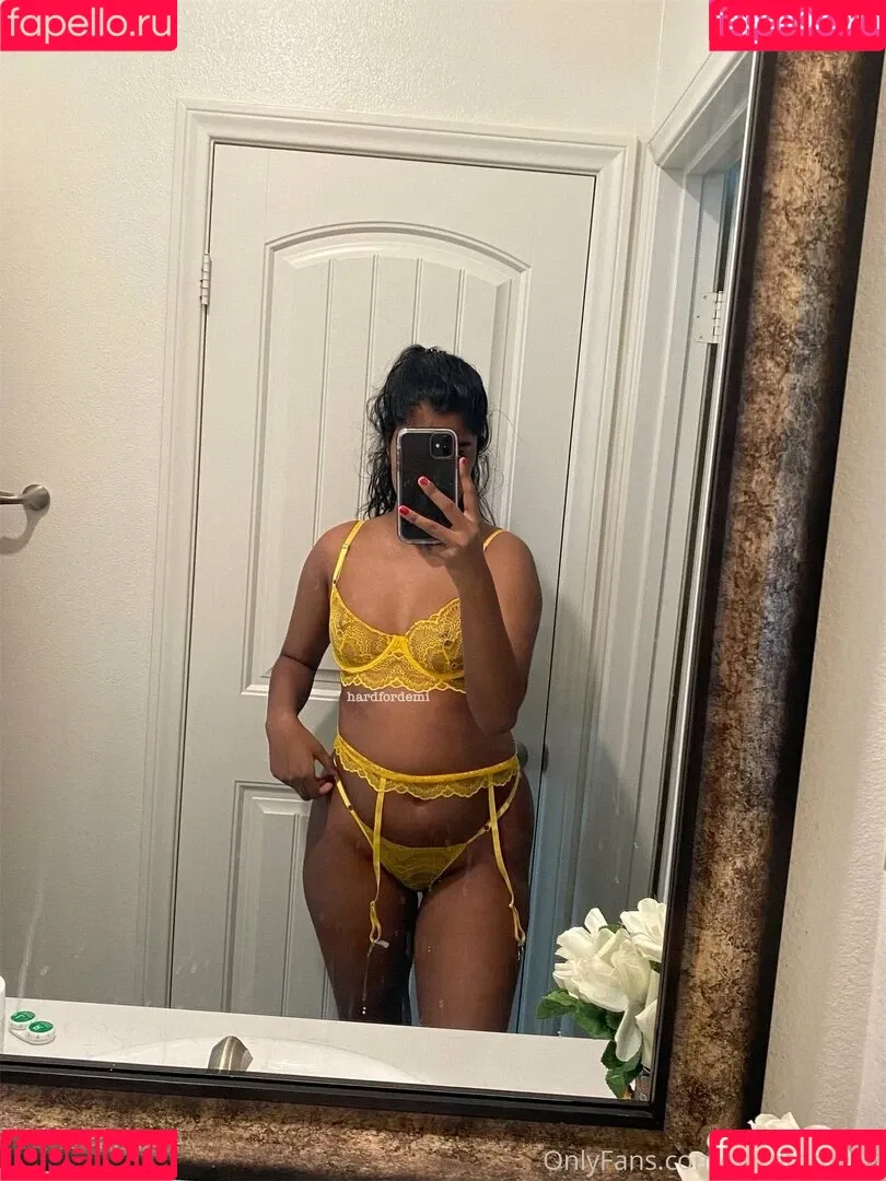 nutfornikita Onlyfans Photo Gallery 