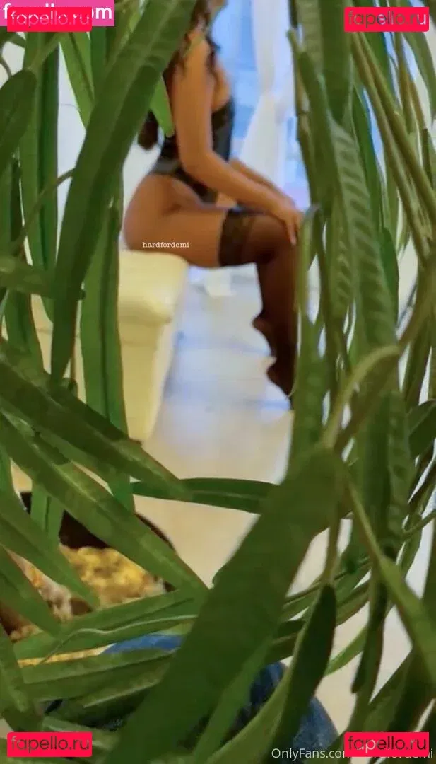 nutfornikita Onlyfans Photo Gallery 