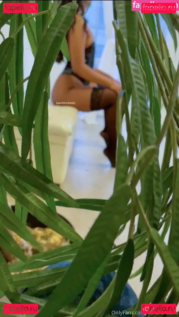 nutfornikita Onlyfans Photo Gallery 