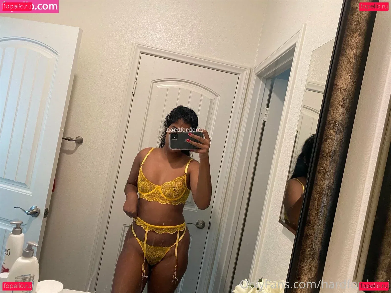 nutfornikita Onlyfans Photo Gallery 