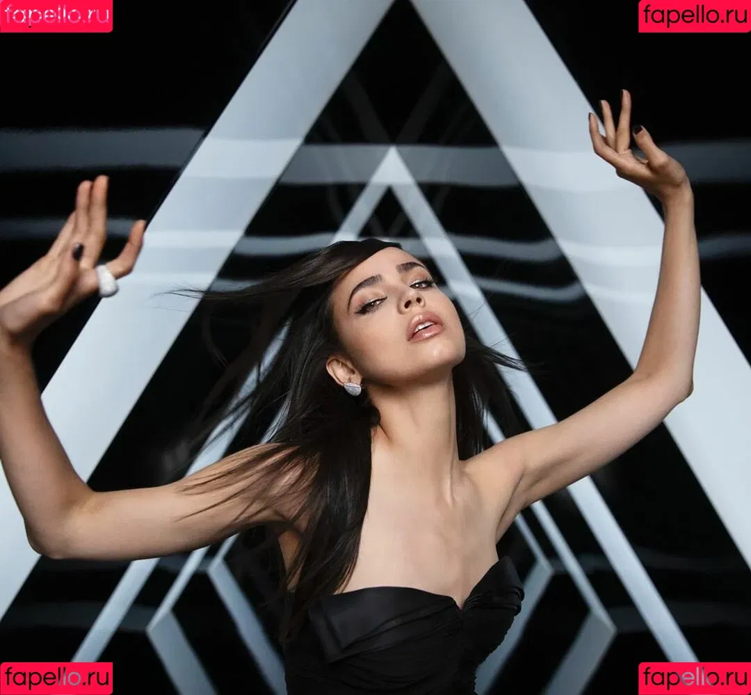 Sofia Carson Onlyfans Photo Gallery 