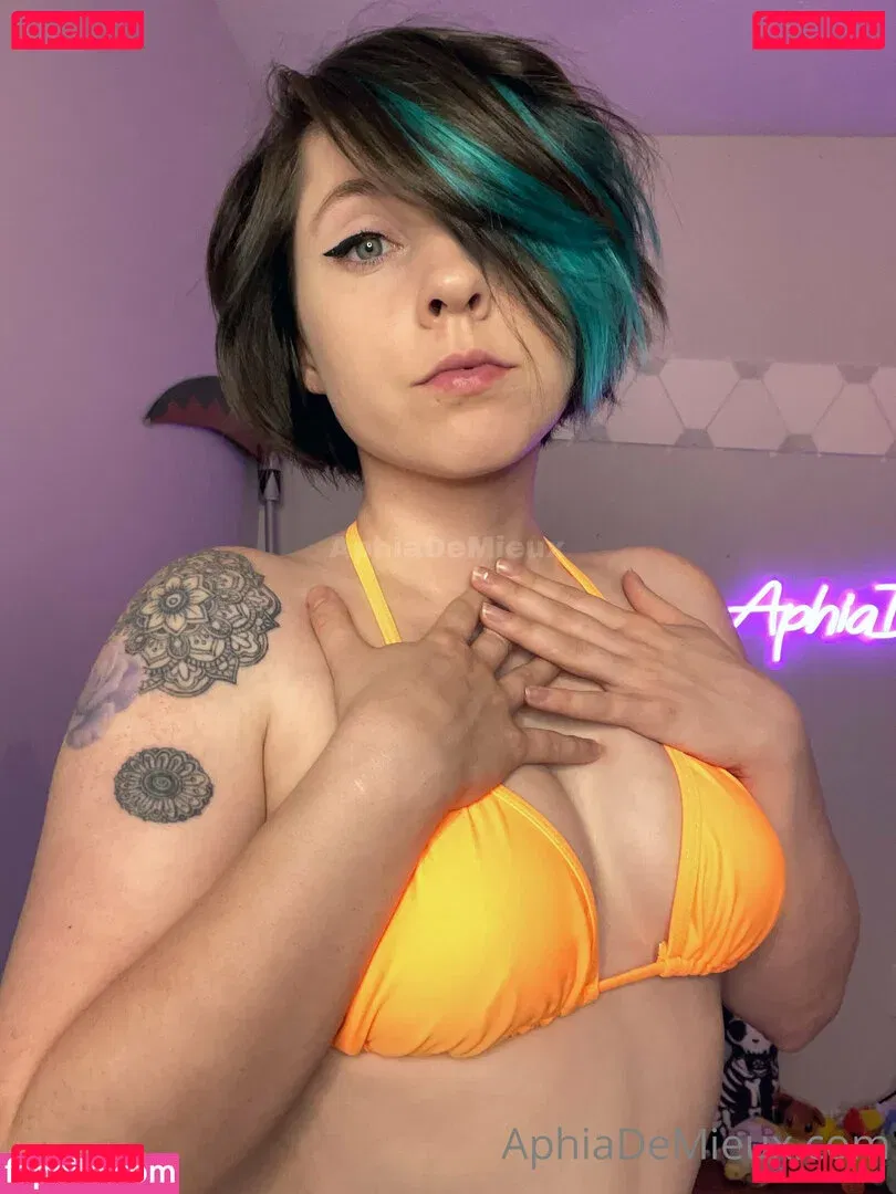 aphiademieuxpublic Onlyfans Photo Gallery 