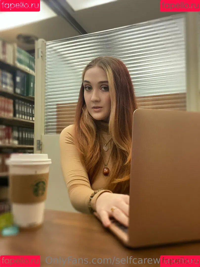 selfcarewithchloe Onlyfans Photo Gallery 