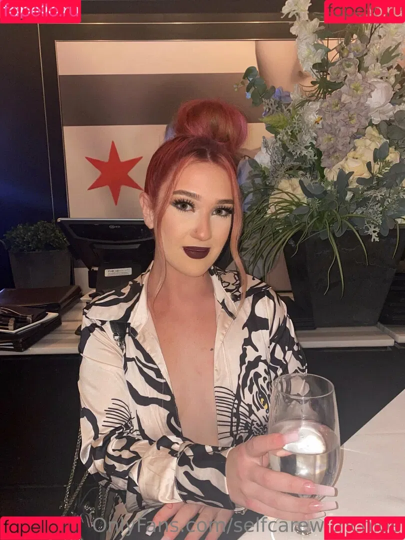 selfcarewithchloe Onlyfans Photo Gallery 