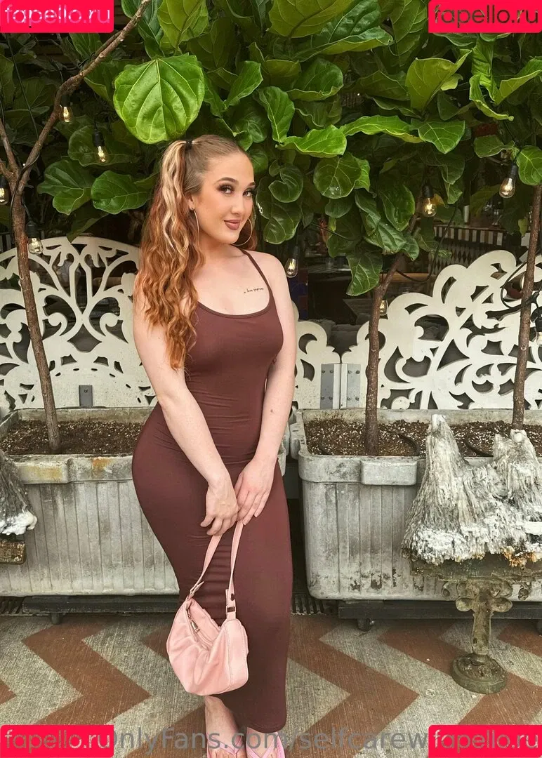 selfcarewithchloe Onlyfans Photo Gallery 