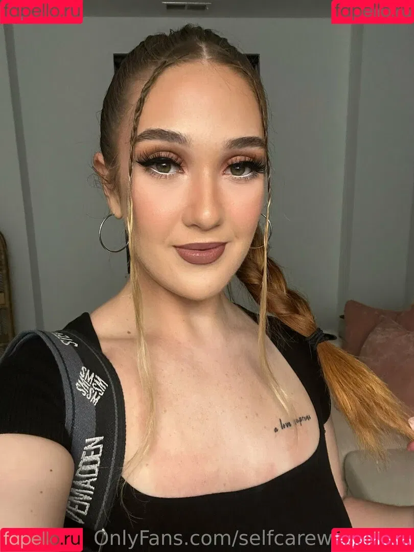 selfcarewithchloe Onlyfans Photo Gallery 