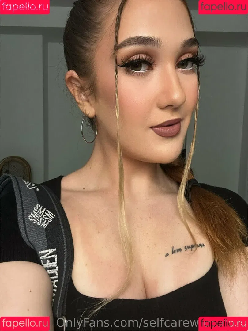 selfcarewithchloe Onlyfans Photo Gallery 