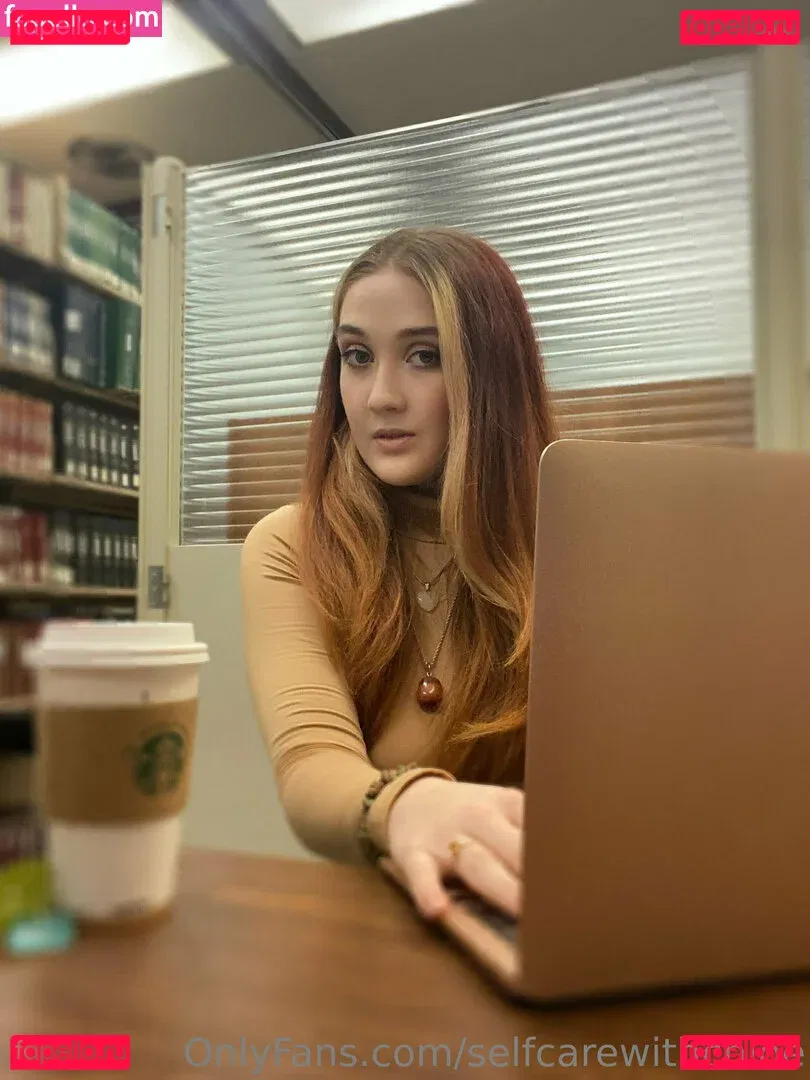 selfcarewithchloe Onlyfans Photo Gallery 