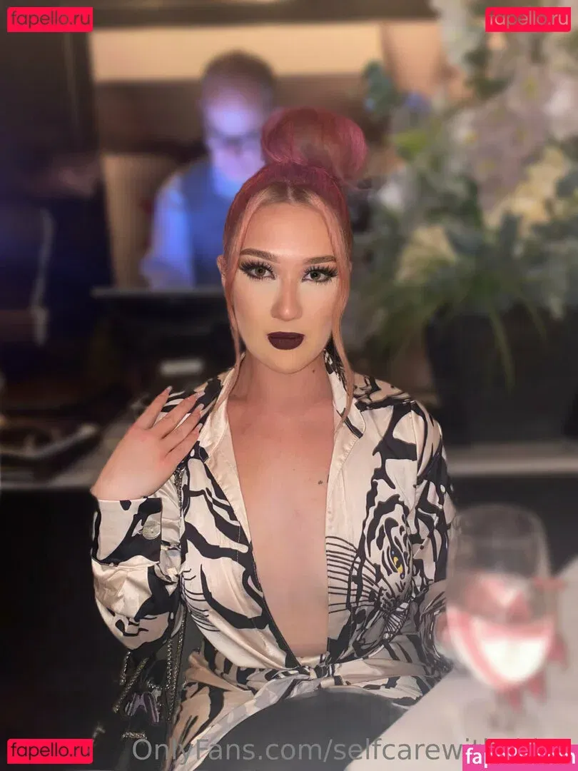 selfcarewithchloe Onlyfans Photo Gallery 