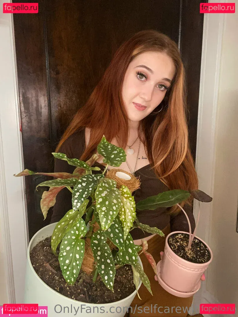 selfcarewithchloe Onlyfans Photo Gallery 