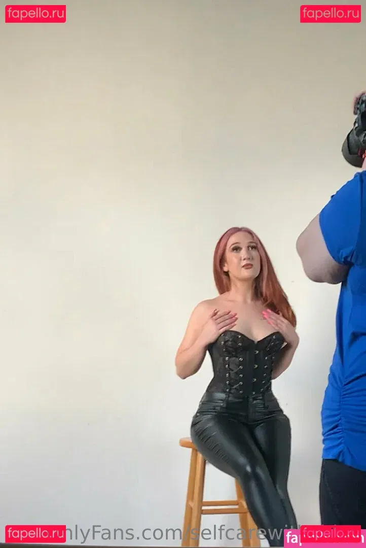 selfcarewithchloe Onlyfans Photo Gallery 