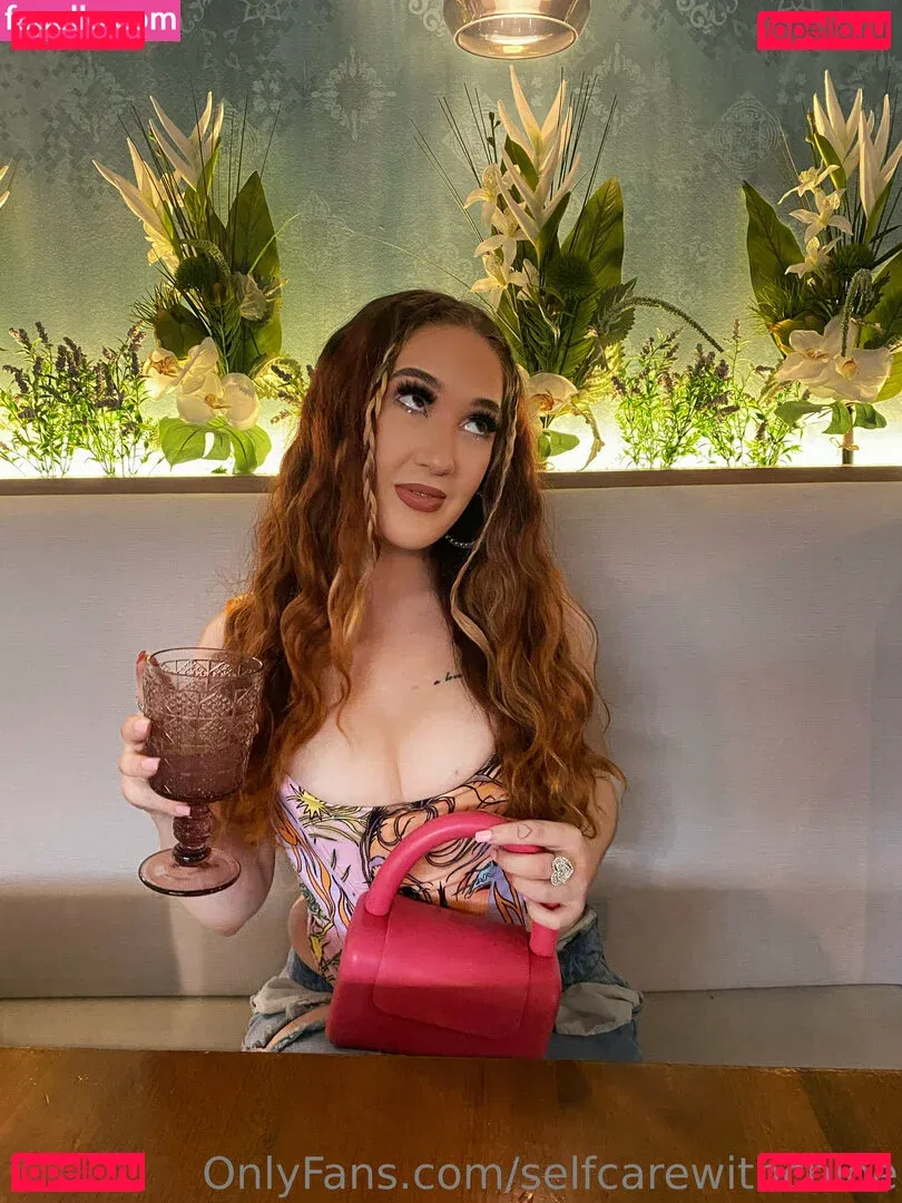 selfcarewithchloe Onlyfans Photo Gallery 