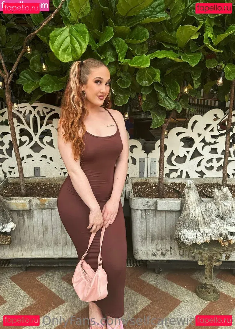 selfcarewithchloe Onlyfans Photo Gallery 