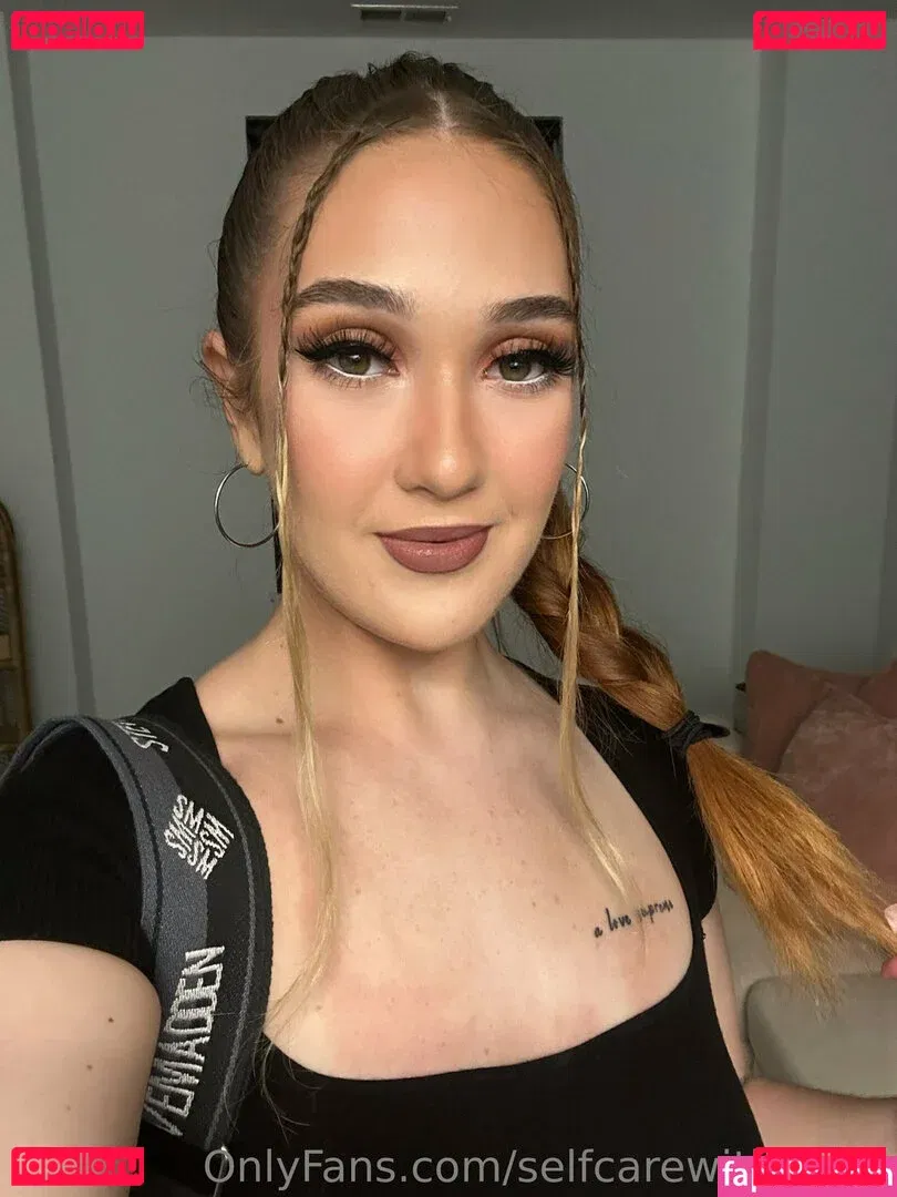 selfcarewithchloe Onlyfans Photo Gallery 