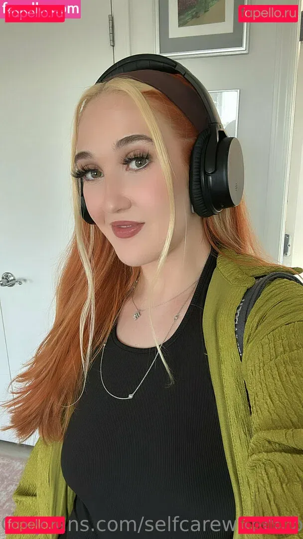 selfcarewithchloe Onlyfans Photo Gallery 