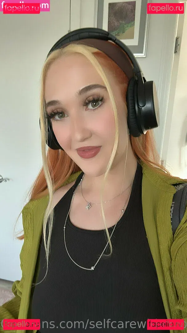 selfcarewithchloe Onlyfans Photo Gallery 