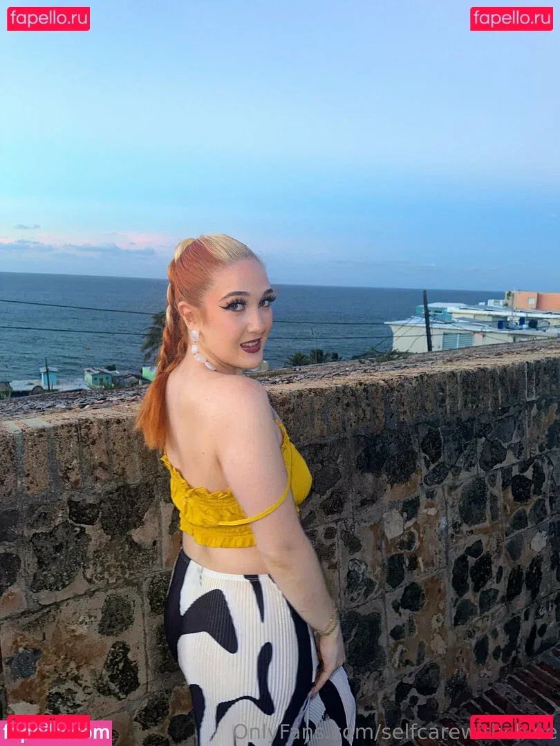 selfcarewithchloe Onlyfans Photo Gallery 