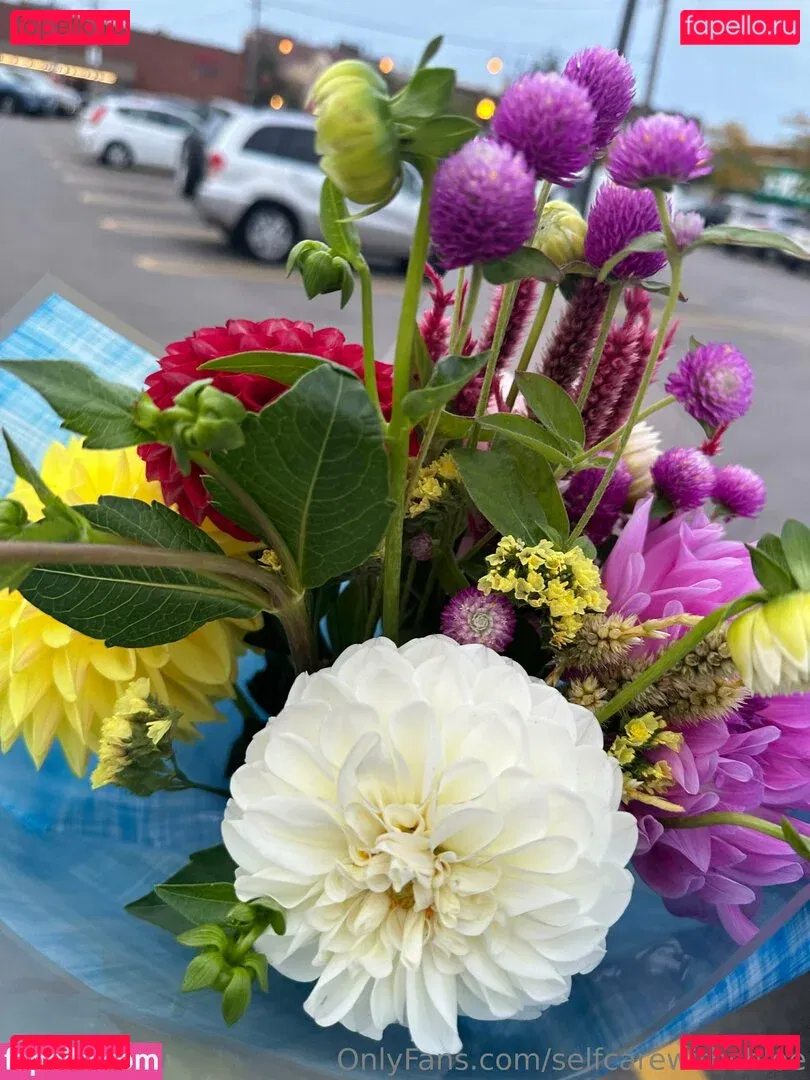 selfcarewithchloe Onlyfans Photo Gallery 