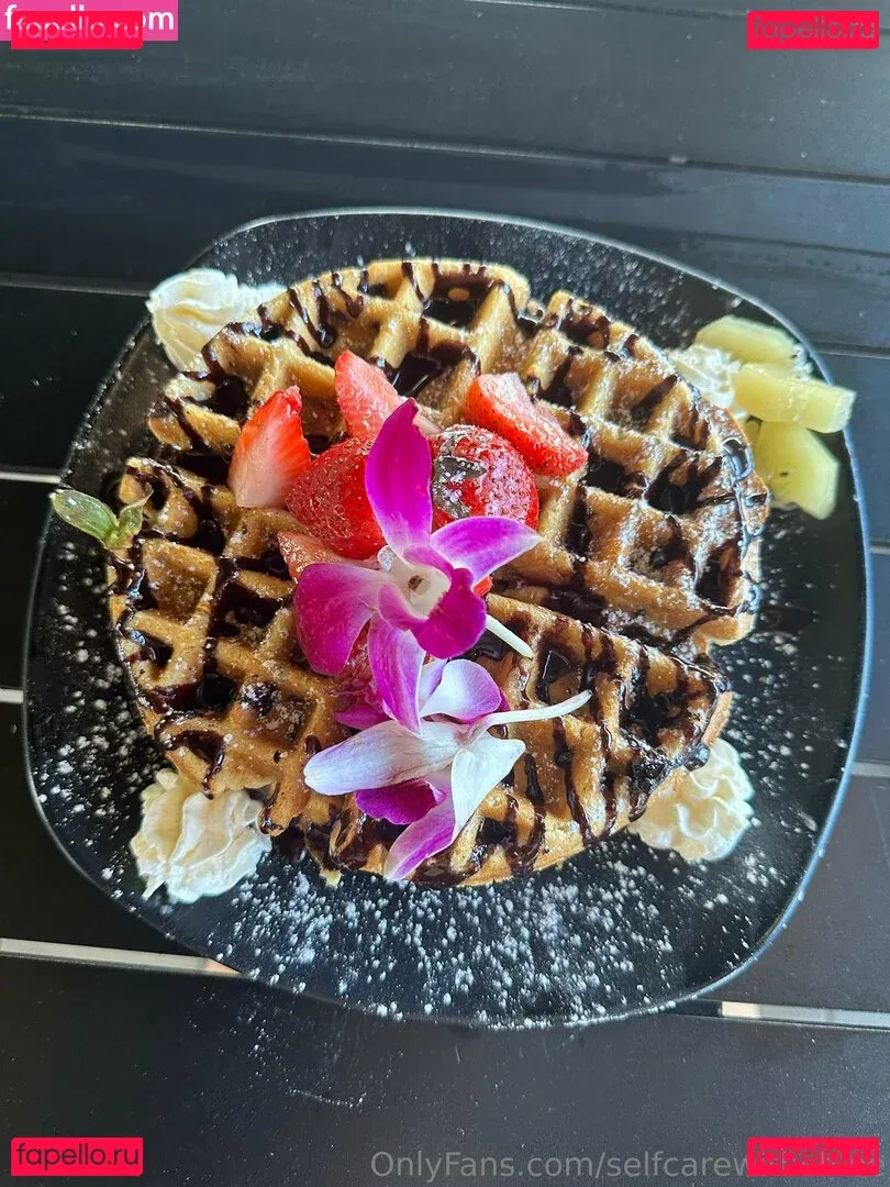 selfcarewithchloe Onlyfans Photo Gallery 