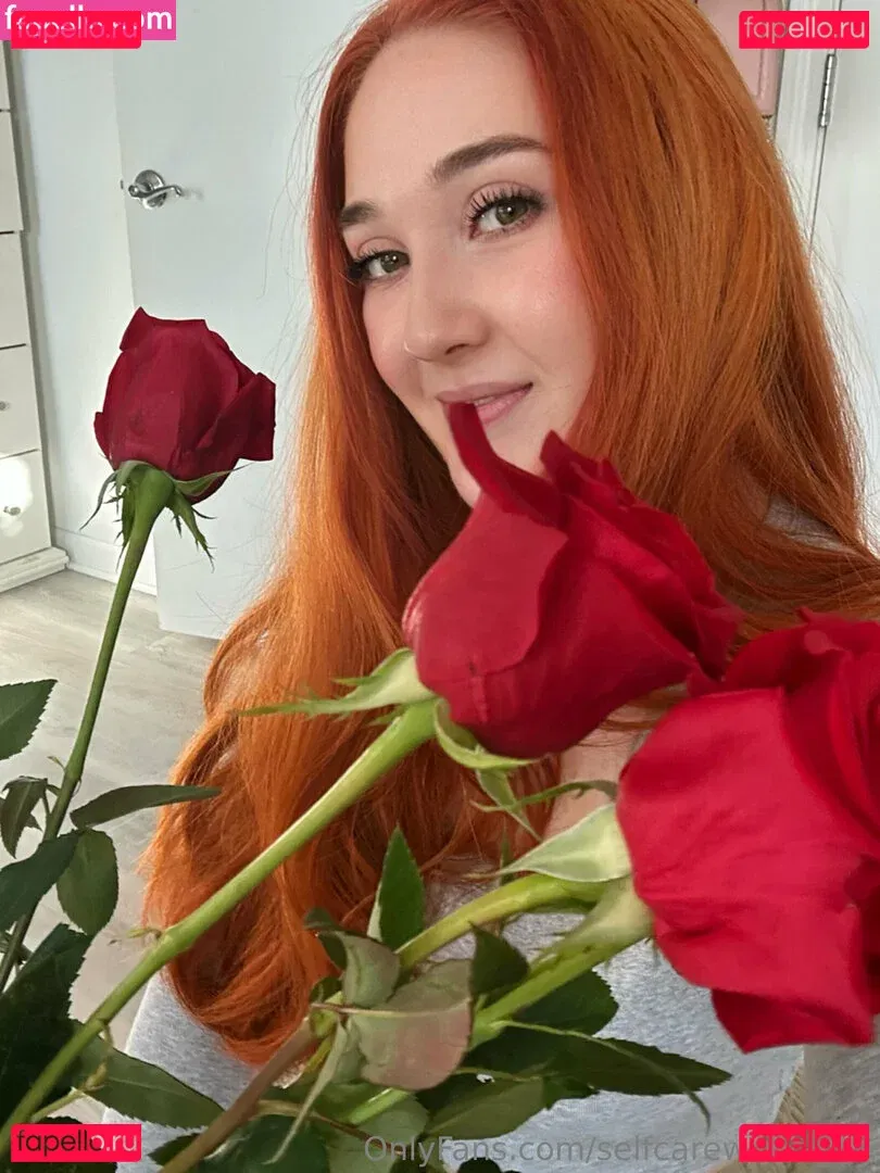 selfcarewithchloe Onlyfans Photo Gallery 