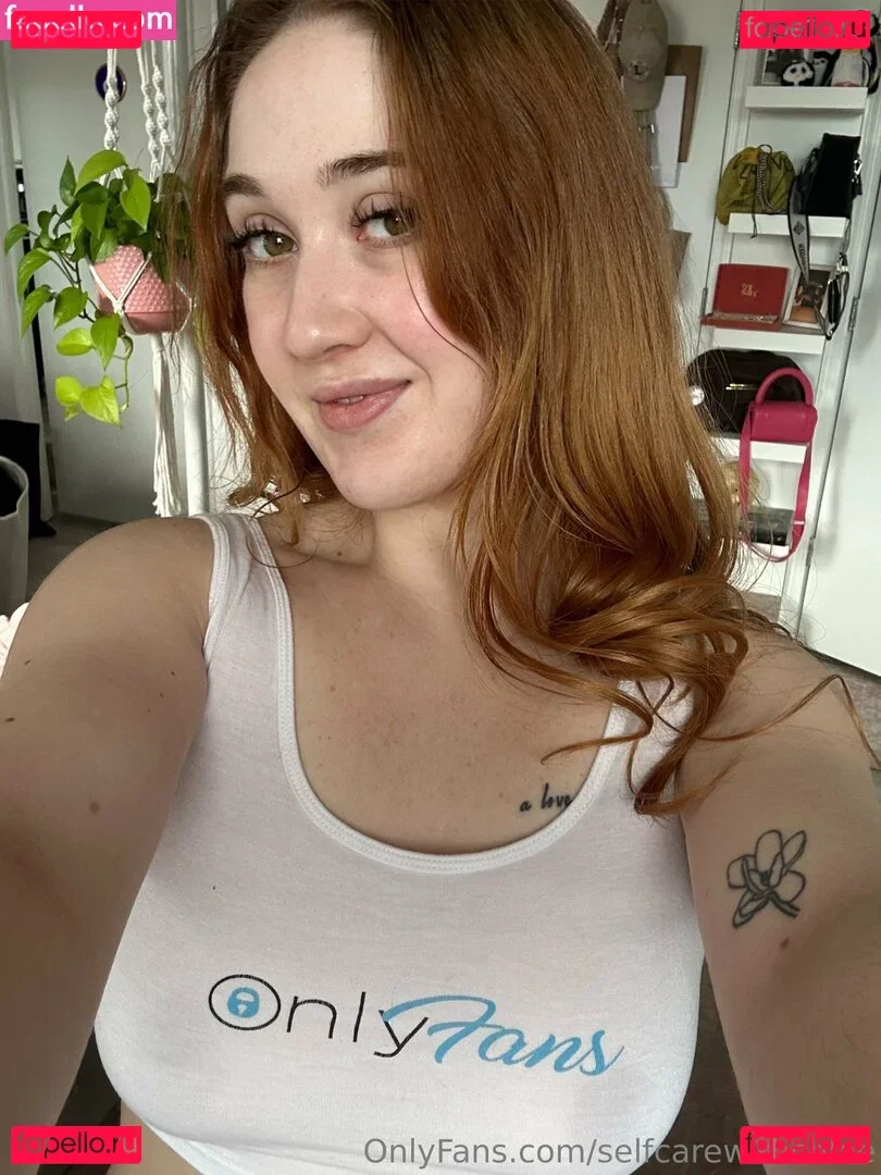 selfcarewithchloe Onlyfans Photo Gallery 