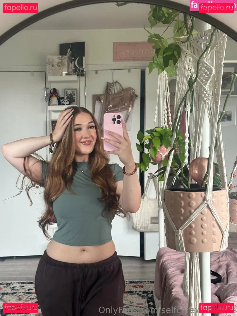 selfcarewithchloe Onlyfans Photo Gallery 