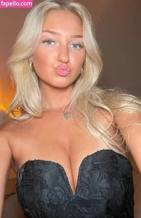 iamsydneythomas Onlyfans Photo Gallery 