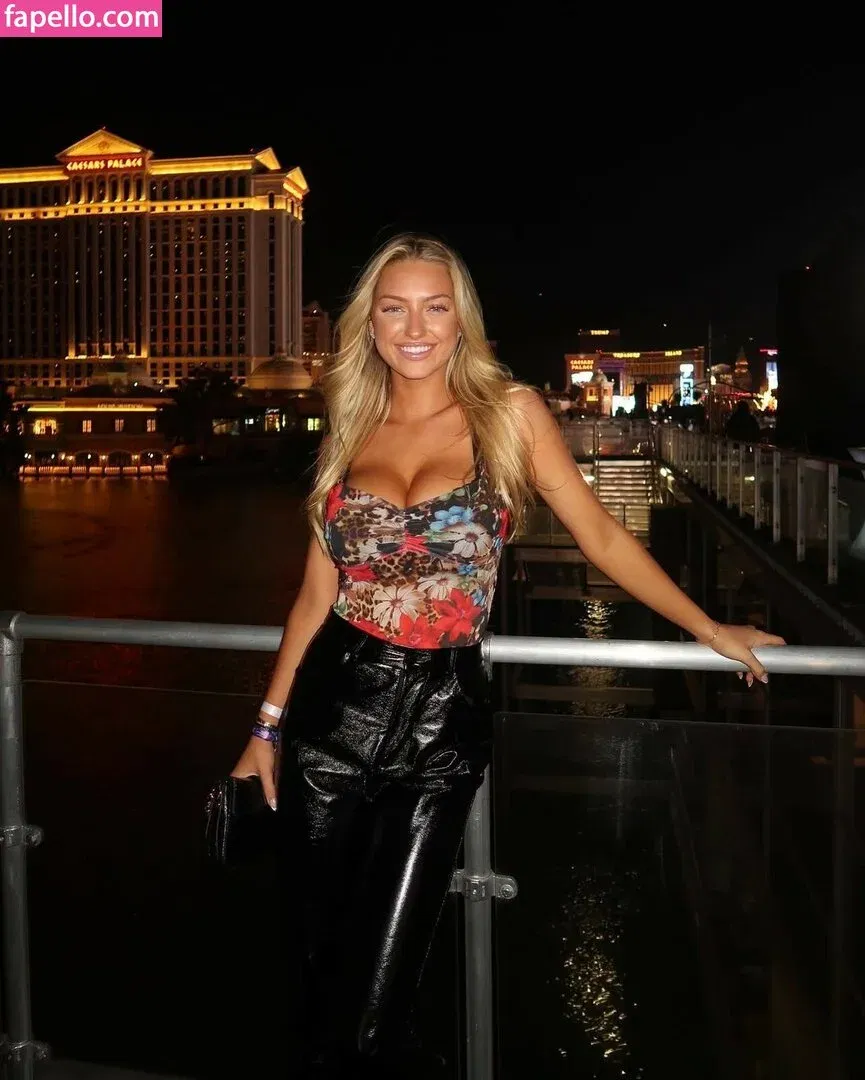 iamsydneythomas Onlyfans Photo Gallery 