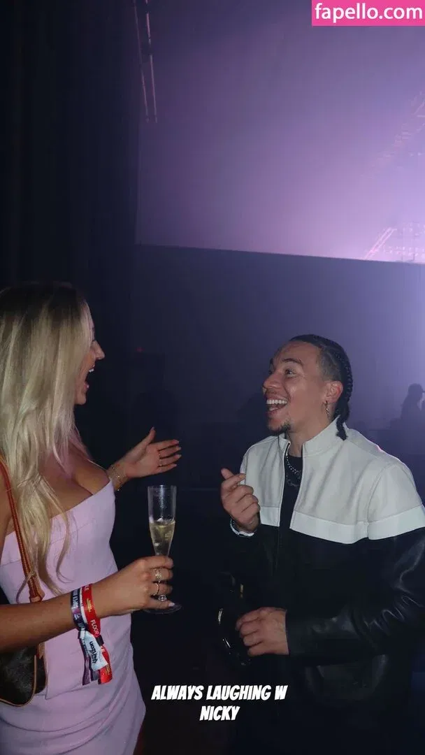 iamsydneythomas Onlyfans Photo Gallery 