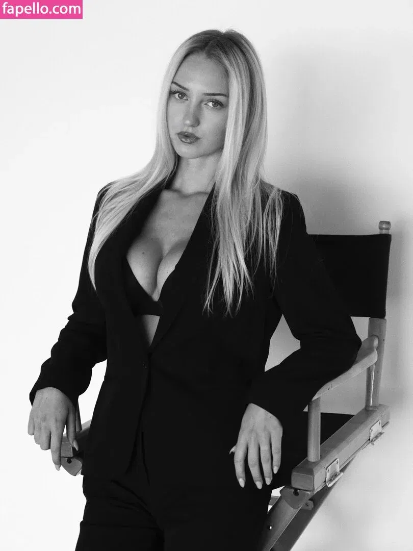 iamsydneythomas Onlyfans Photo Gallery 