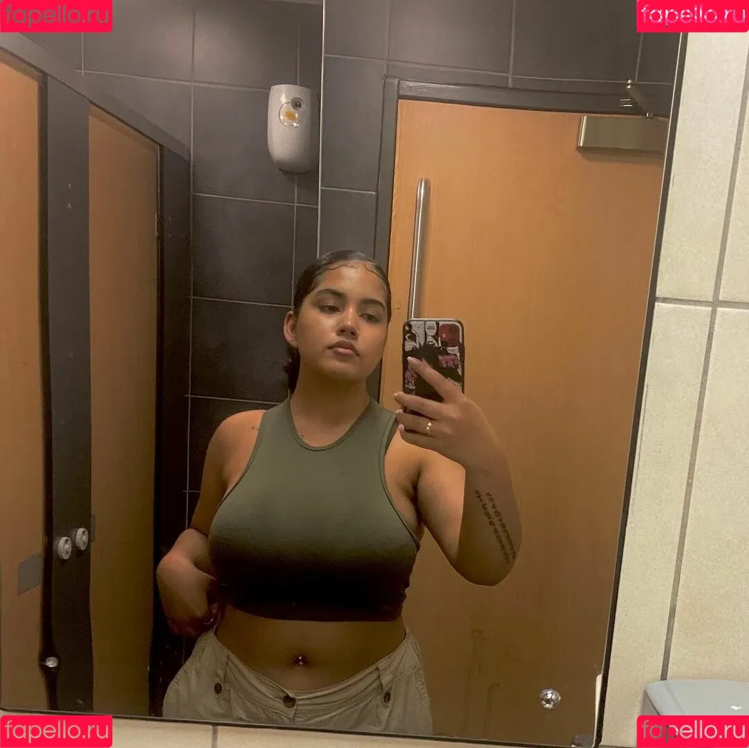 Boa Hancock Onlyfans Photo Gallery 