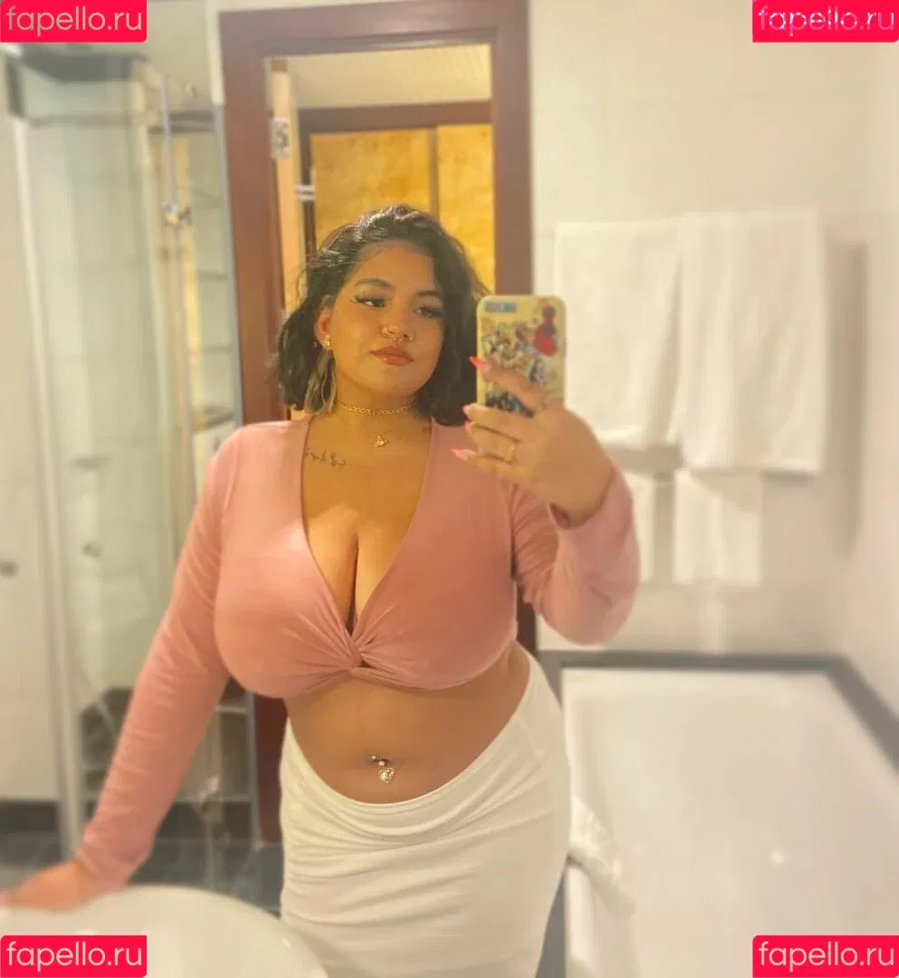 Boa Hancock Onlyfans Photo Gallery 
