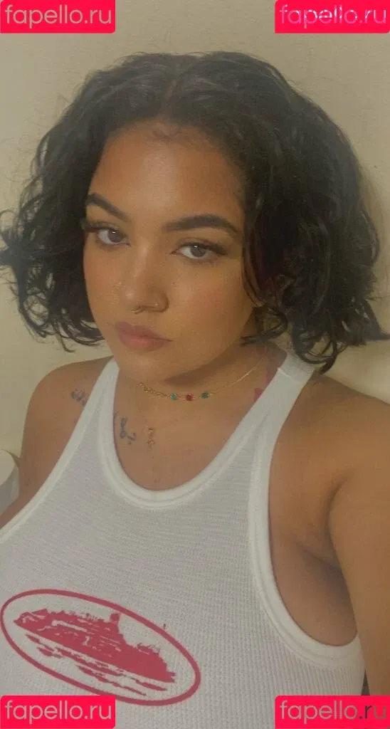 Boa Hancock Onlyfans Photo Gallery 