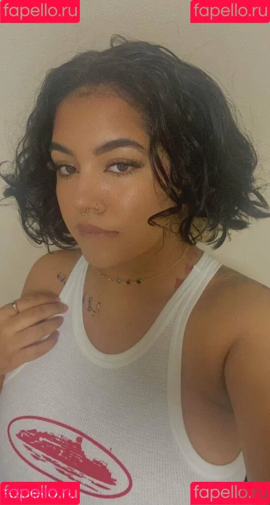 Boa Hancock Onlyfans Photo Gallery 