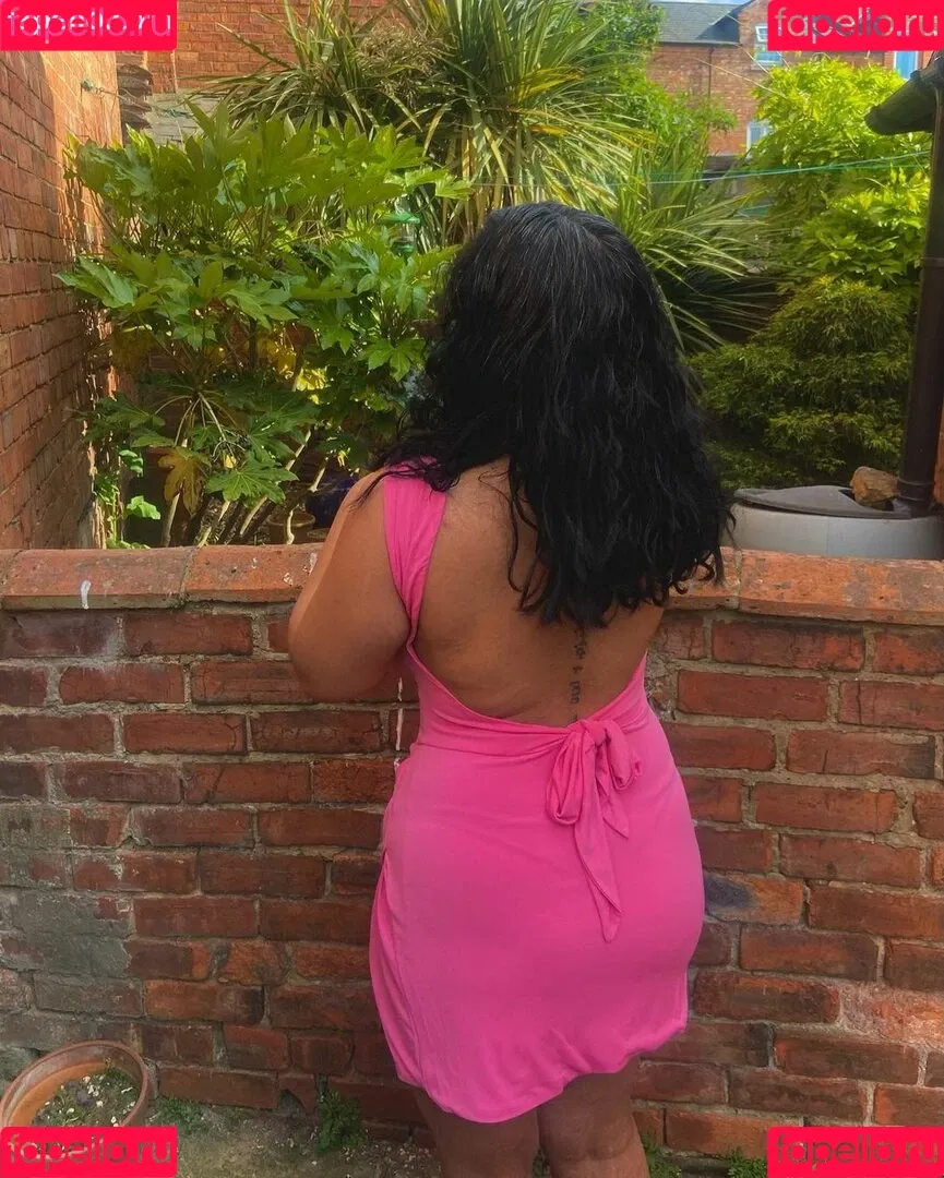 Boa Hancock Onlyfans Photo Gallery 