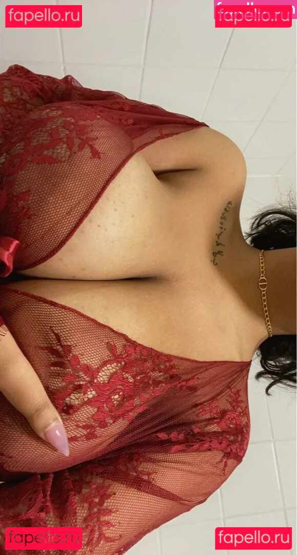 Boa Hancock Onlyfans Photo Gallery 