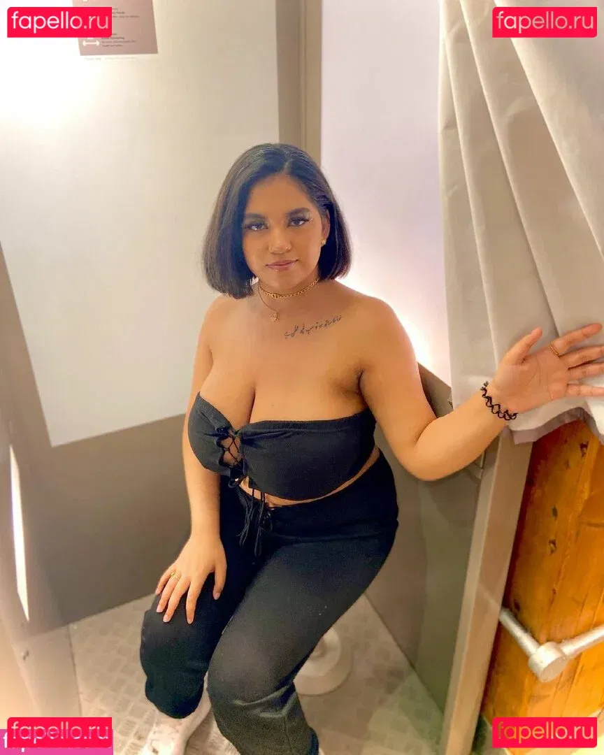 Boa Hancock Onlyfans Photo Gallery 