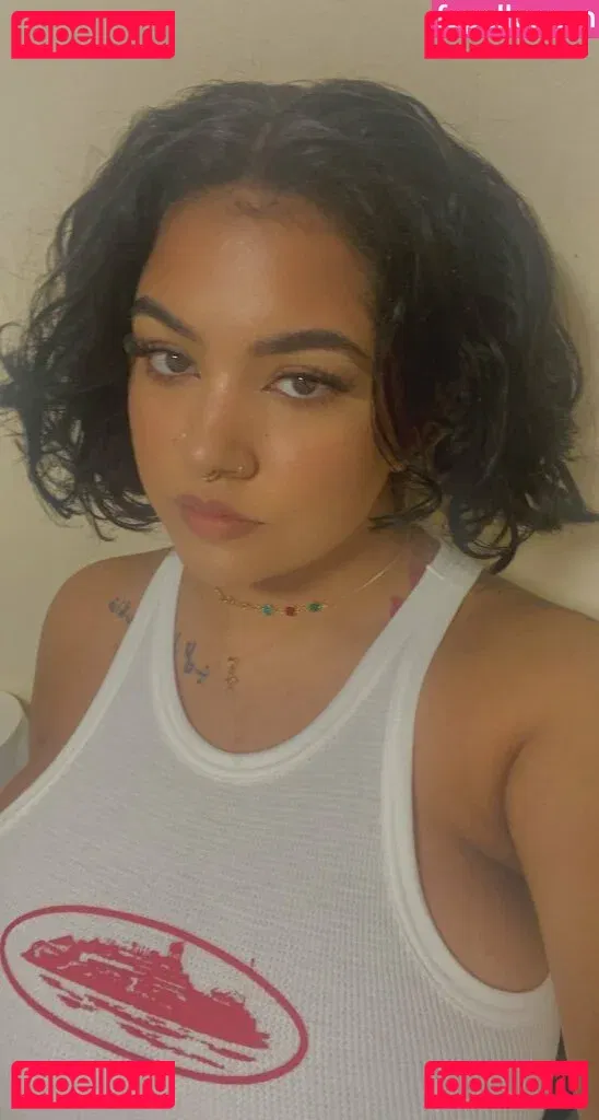 Boa Hancock Onlyfans Photo Gallery 