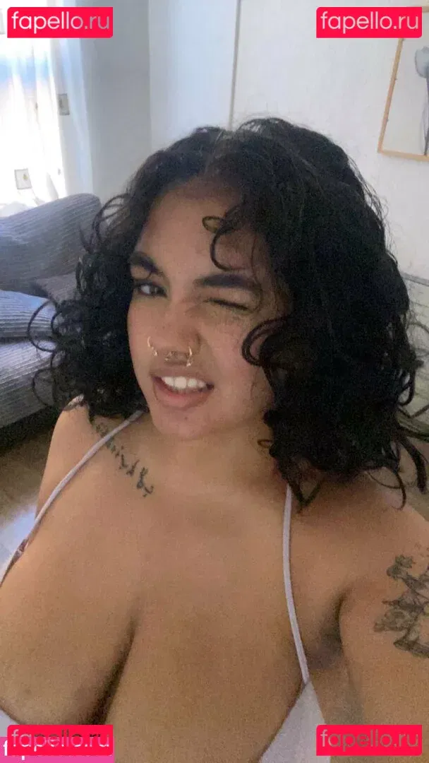 Boa Hancock Onlyfans Photo Gallery 