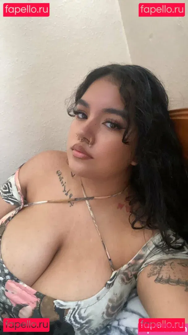 Boa Hancock Onlyfans Photo Gallery 