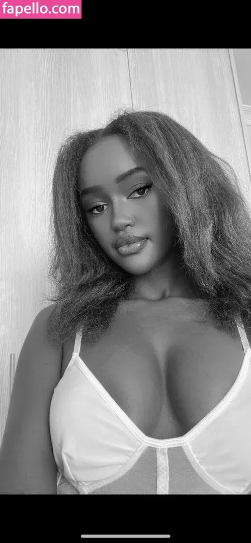 aurora_staar Onlyfans Photo Gallery 