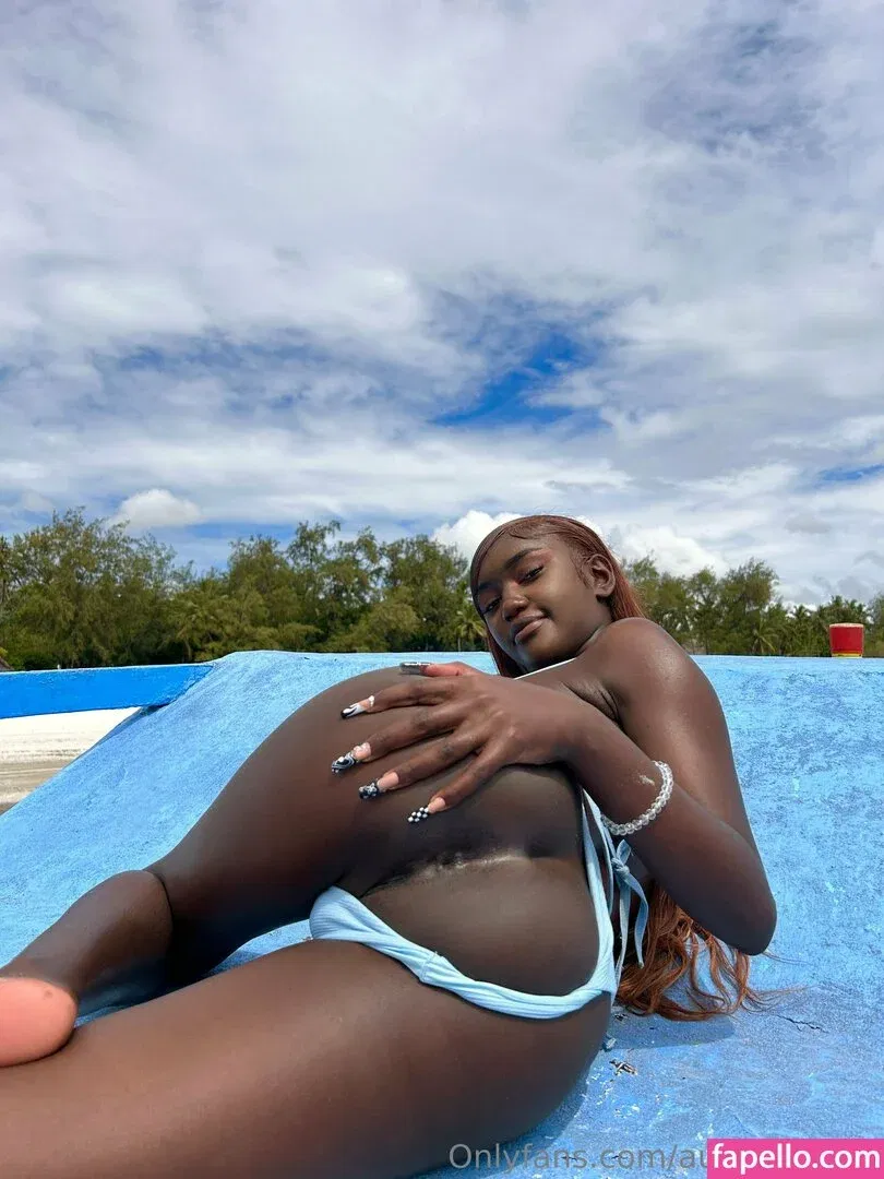 aurora_staar Onlyfans Photo Gallery 