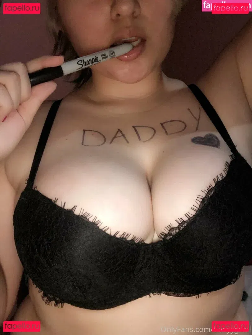 babyygurrl Onlyfans Photo Gallery 