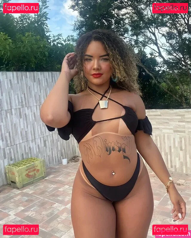 Brenda Kely Onlyfans Photo Gallery 