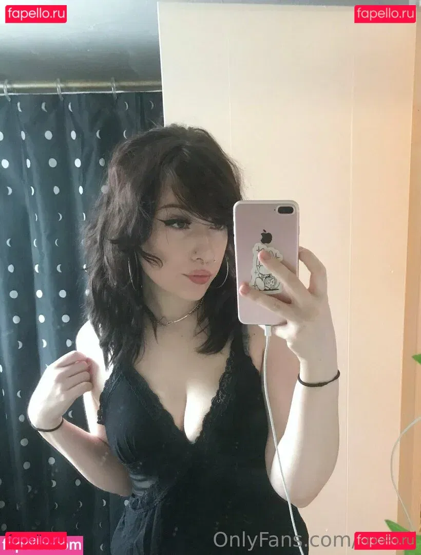 veilz Onlyfans Photo Gallery 