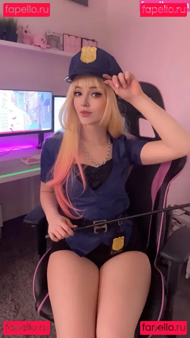 OMGPopx Onlyfans Photo Gallery 